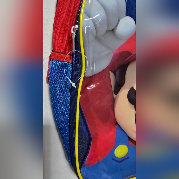 Super Mario 17” Backpack With Laptop Sleeve Book Bag Nintendo New Zippered - Picture 7 of 7